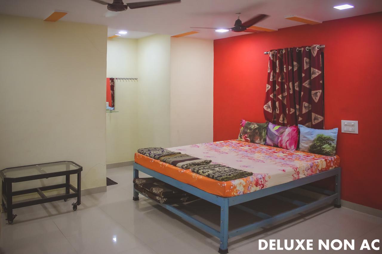 Mhatre Holiday Home อลีบาก ภายนอก รูปภาพ